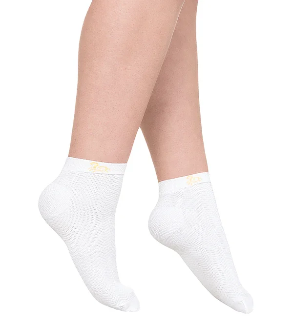 Solidea Active Massage Compression Ankle Socks white