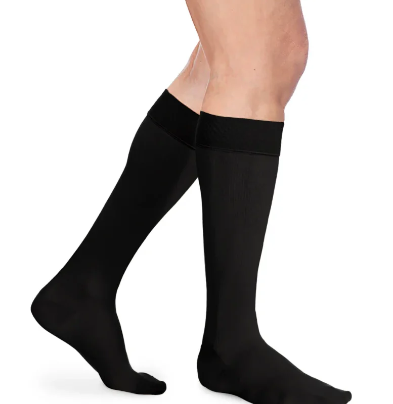 Sigvaris Mens Essential Opaque Calf with Grip-Top Closed Toe black