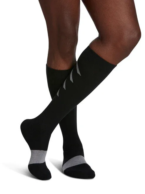 sigvaris Men's Athletic Recovery Calf Sock black